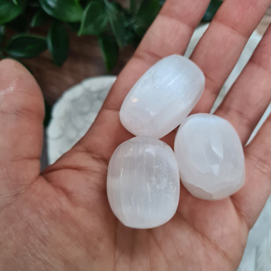 Selenite Tumble Stones