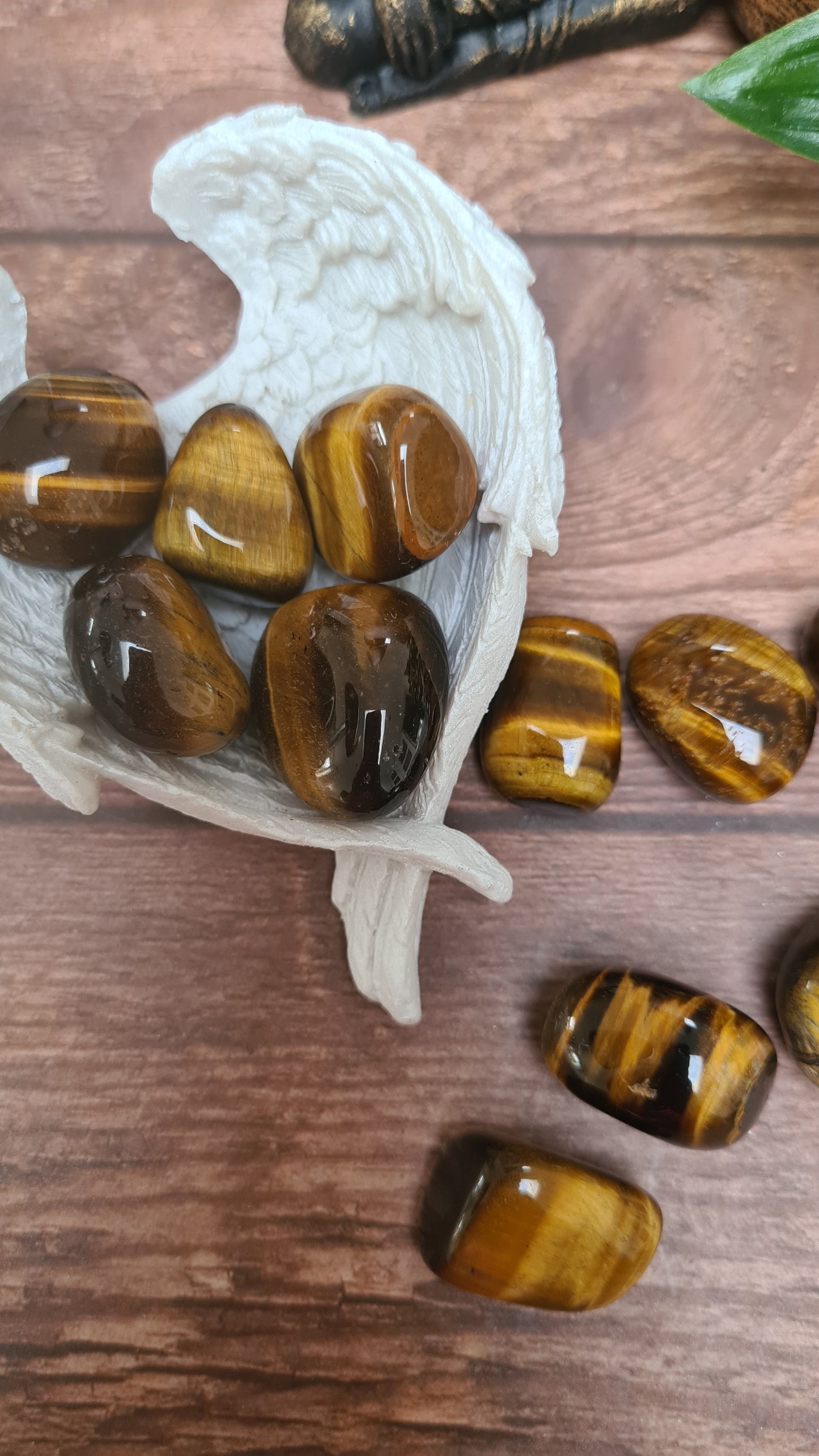 Tigers Eye Tumble Stone - Strength - Willpower - Courage